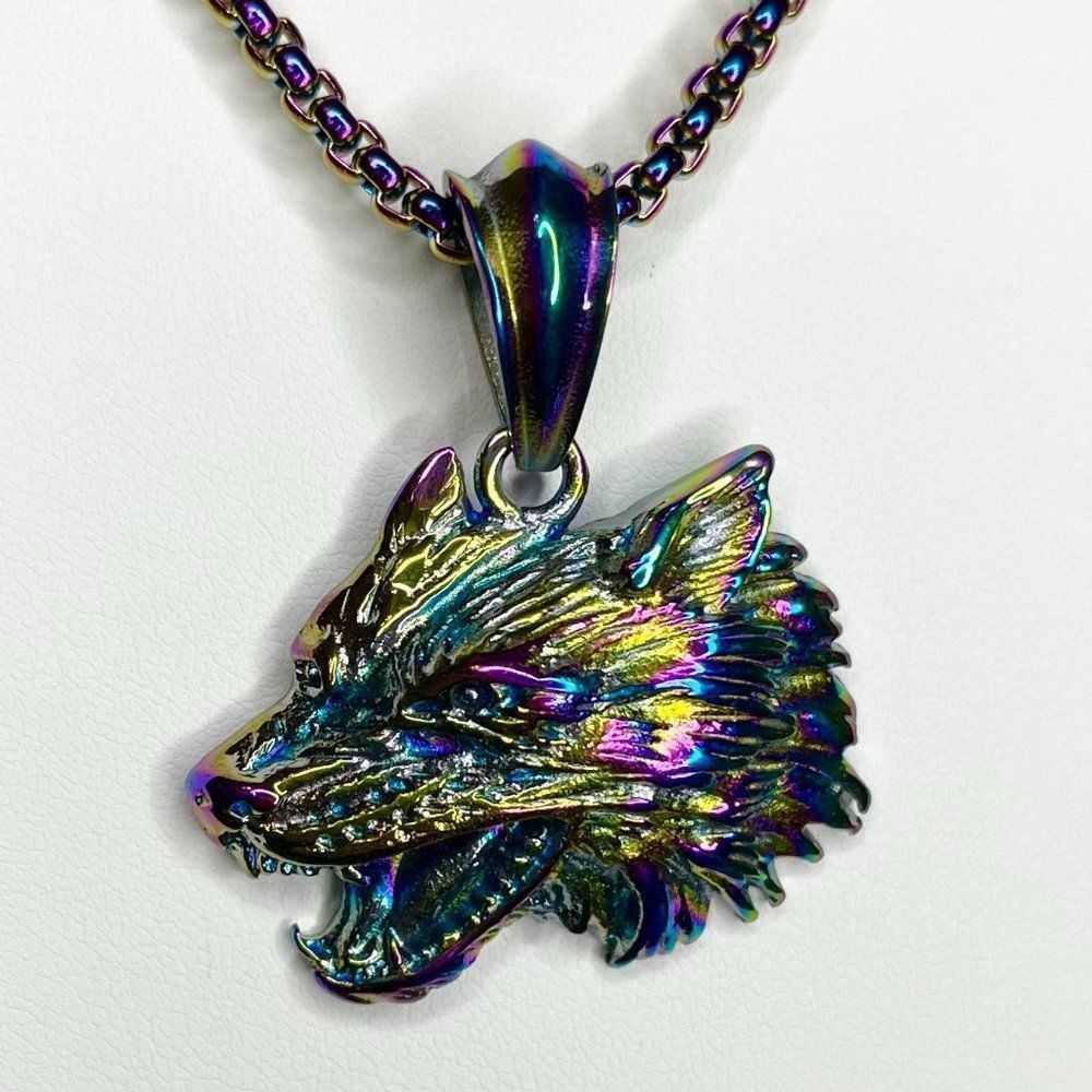 Colorful Wolf Head Pendant Necklace for Men Women Rainbow 316l Stainless Steel